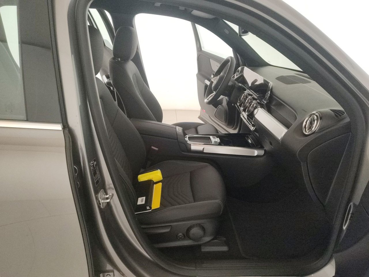 EQB 300 Progressive Advanced 4matic - Certified
