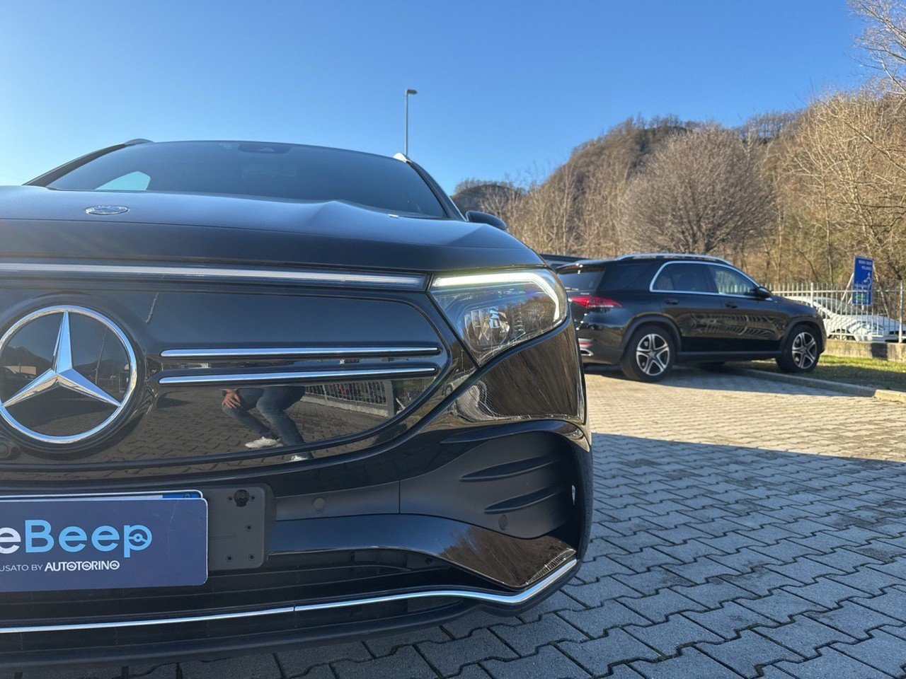 EQA 300 Premium 4matic - Certified