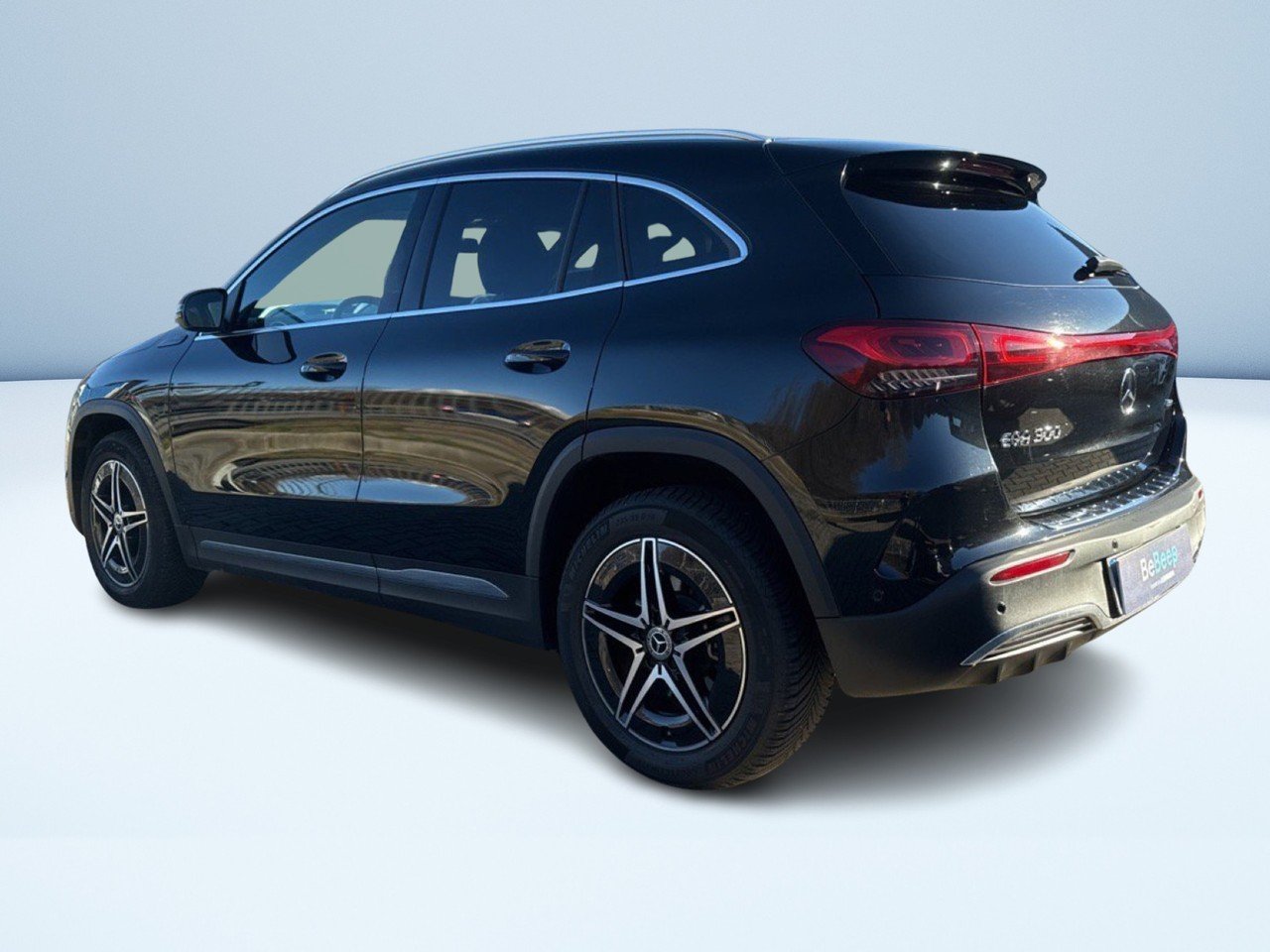 EQA 300 Premium 4matic - Certified