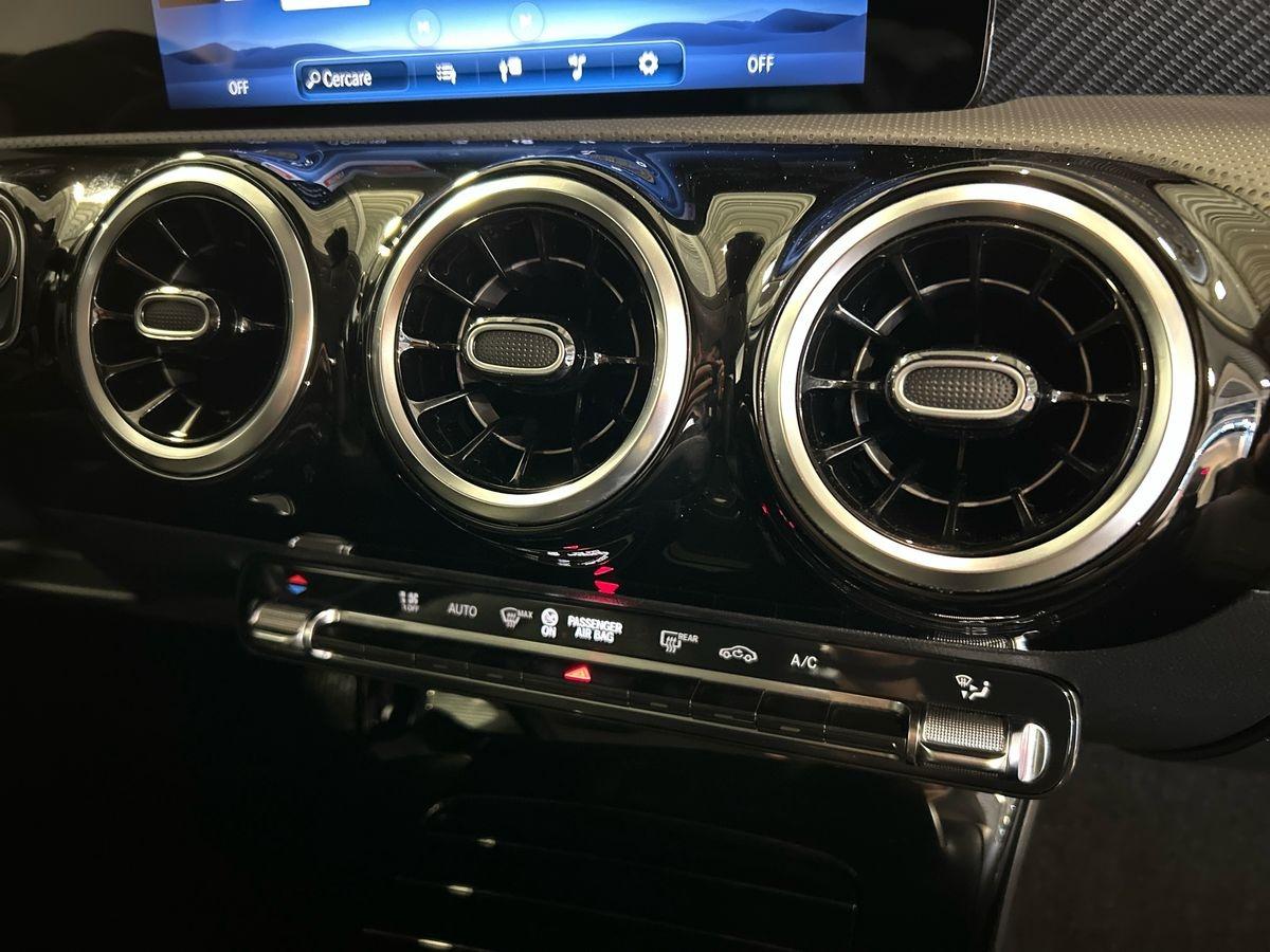 CLA Shooting Brake 180 d Progressive Advanced auto - Certified