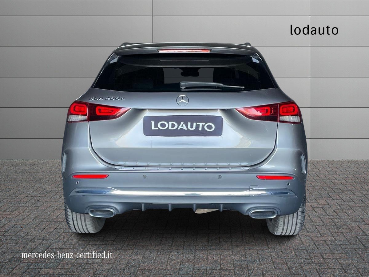GLA 200 d Business Extra auto - Certified