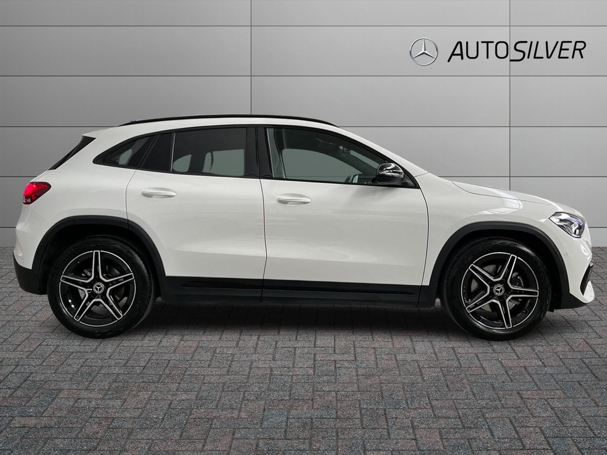GLA 180 d Premium auto - Certified