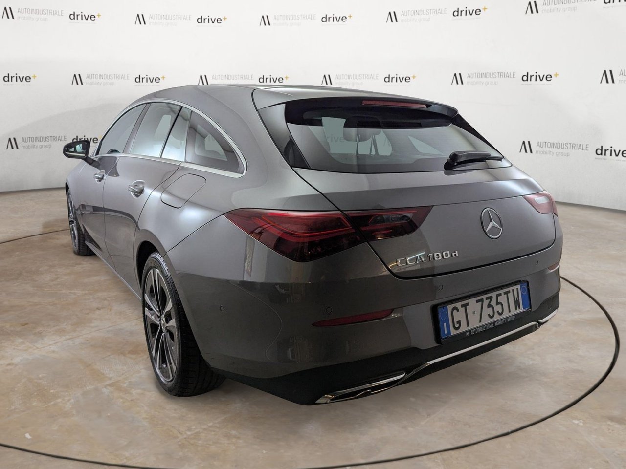 CLA Shooting Brake 180 d Progressive Advanced auto - Certified