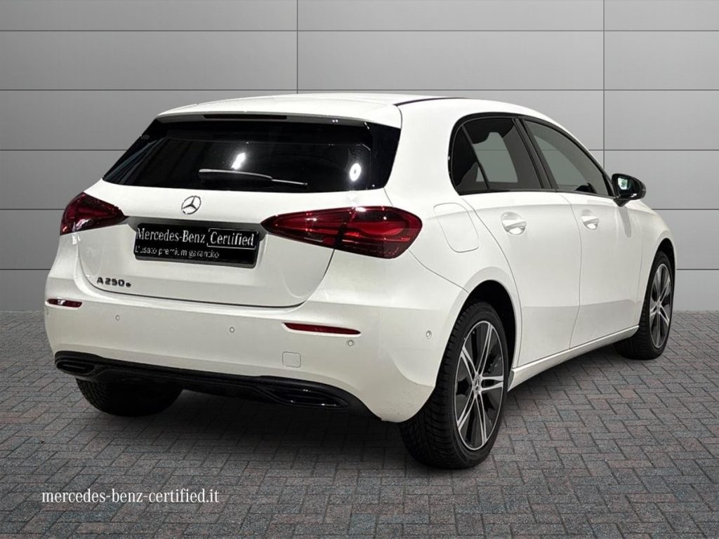 A 250 e phev Progressive Advanced auto - Certified