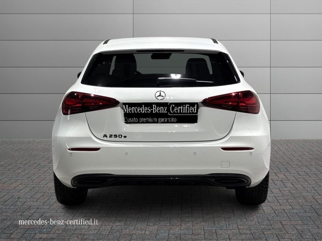 A 250 e phev Progressive Advanced auto - Certified