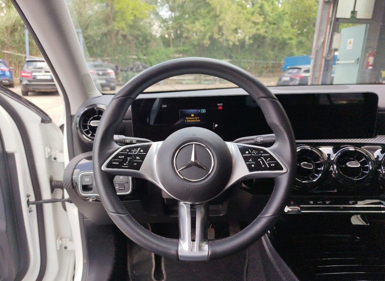 A 180 d Advanced auto - Certified
