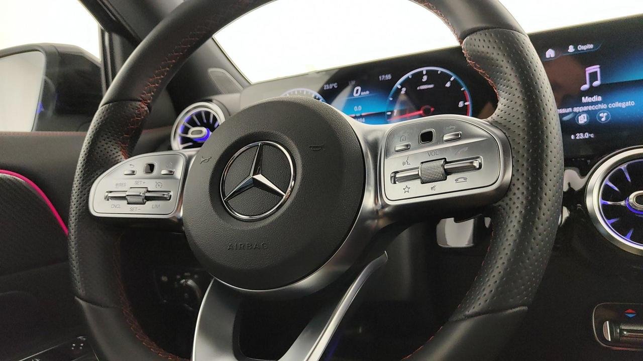 GLA 200 d Premium 4matic auto - Certified
