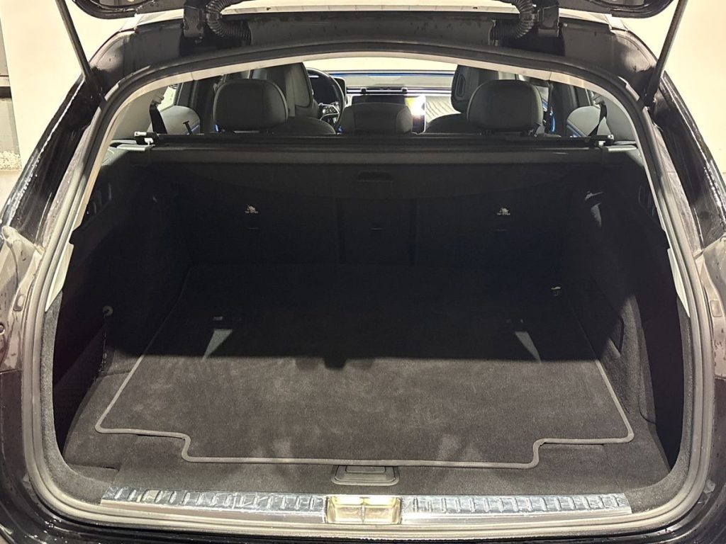 E SW 220 d Advanced auto - Certified