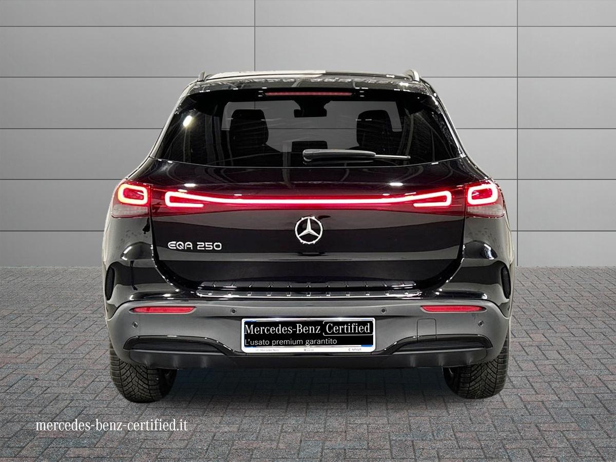 EQA 250 Premium - Certified