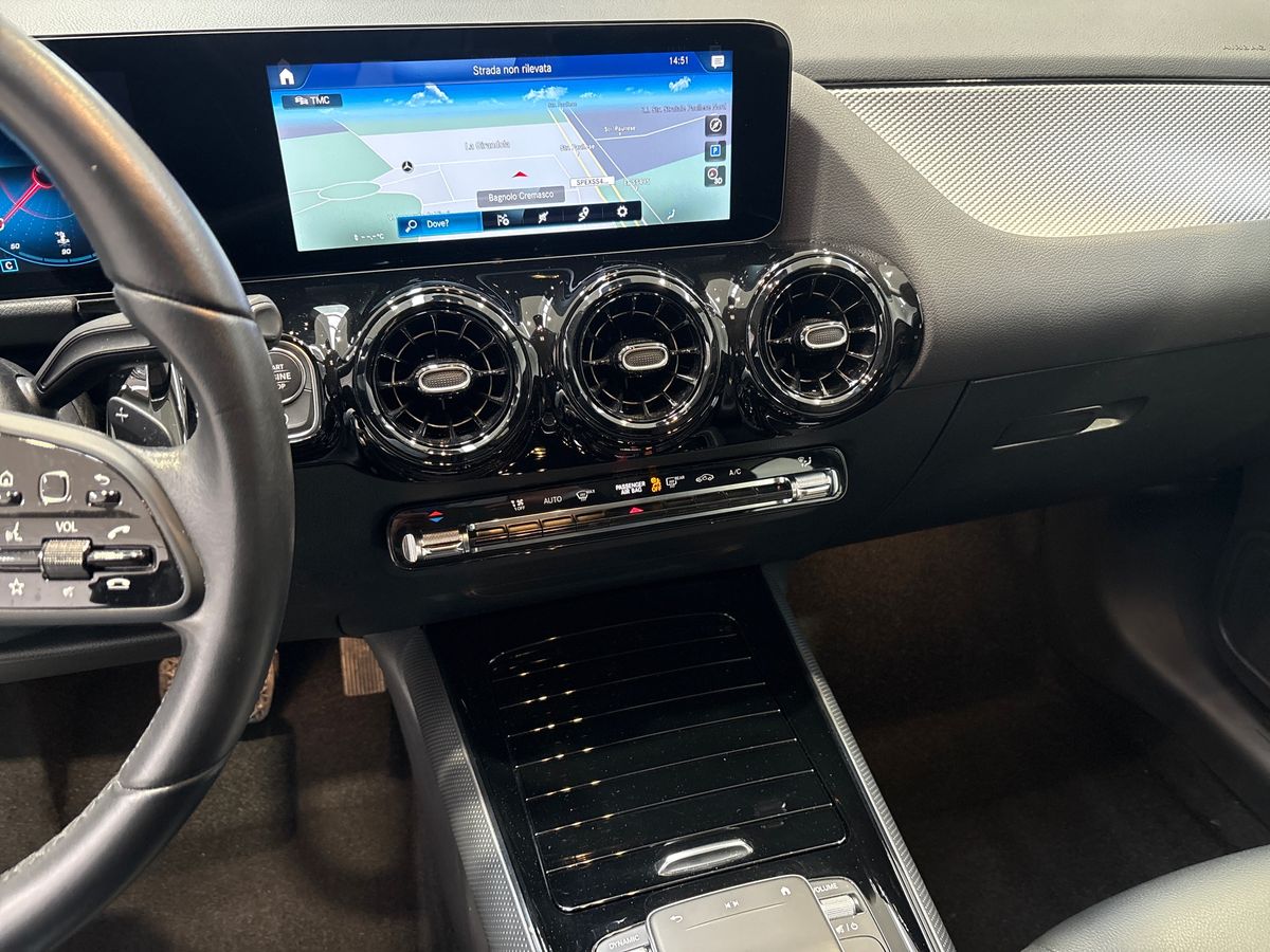 GLA 200 d Business Extra auto - Certified