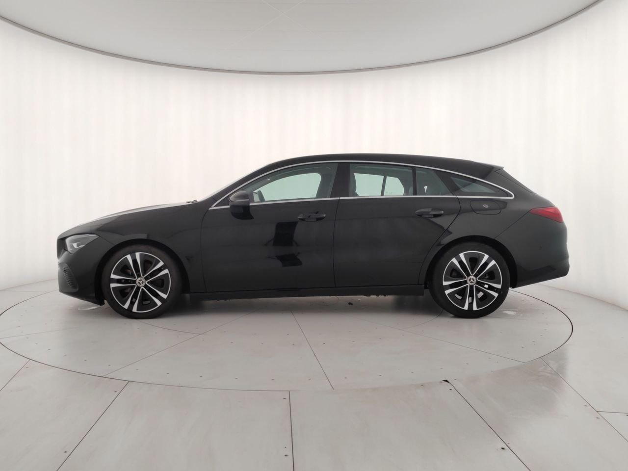 CLA Shooting Brake 180 d Progressive Advanced auto - Certified