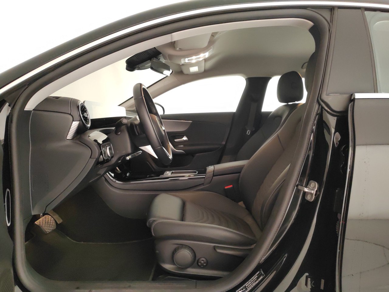 CLA Shooting Brake 180 d Progressive Advanced auto - Certified