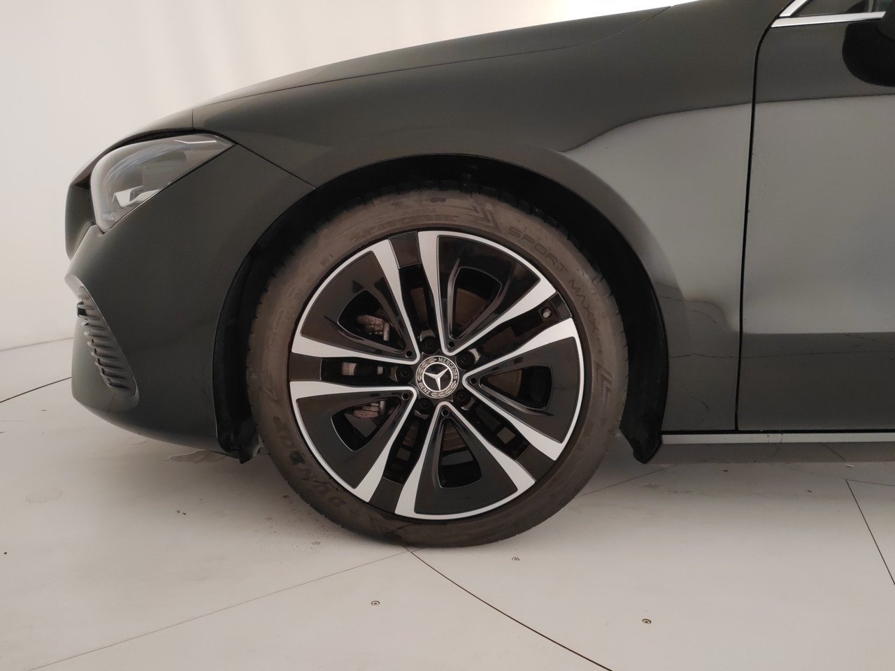 CLA Shooting Brake 180 d Progressive Advanced auto - Certified