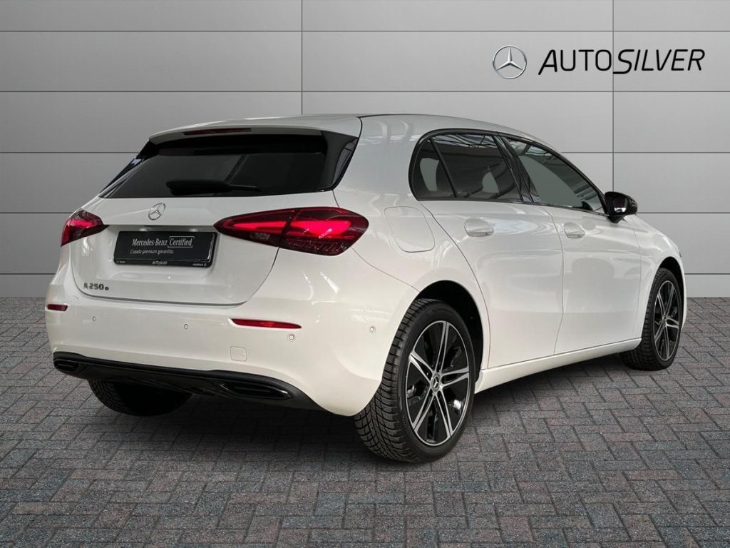 A 250 e phev Progressive Advanced auto - Certified