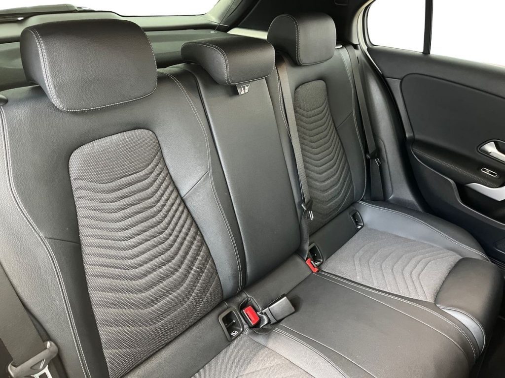 A 250 e phev Progressive Advanced auto - Certified