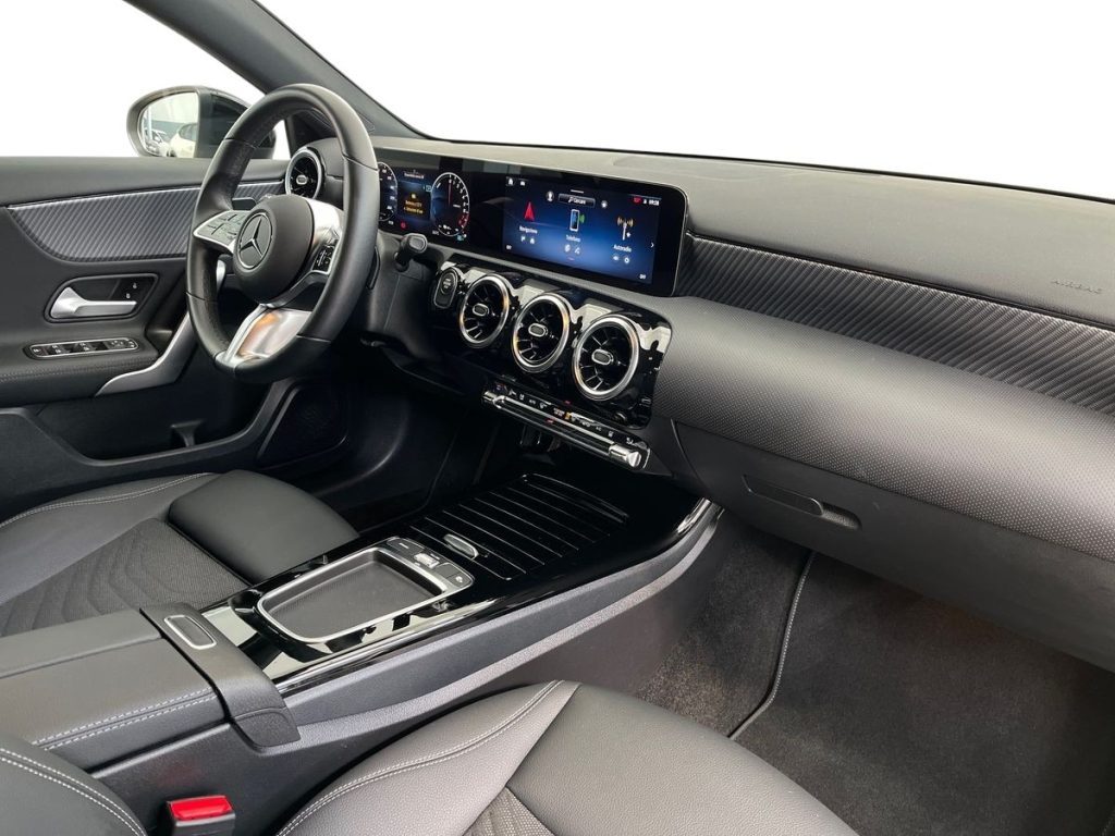 A 250 e phev Progressive Advanced auto - Certified