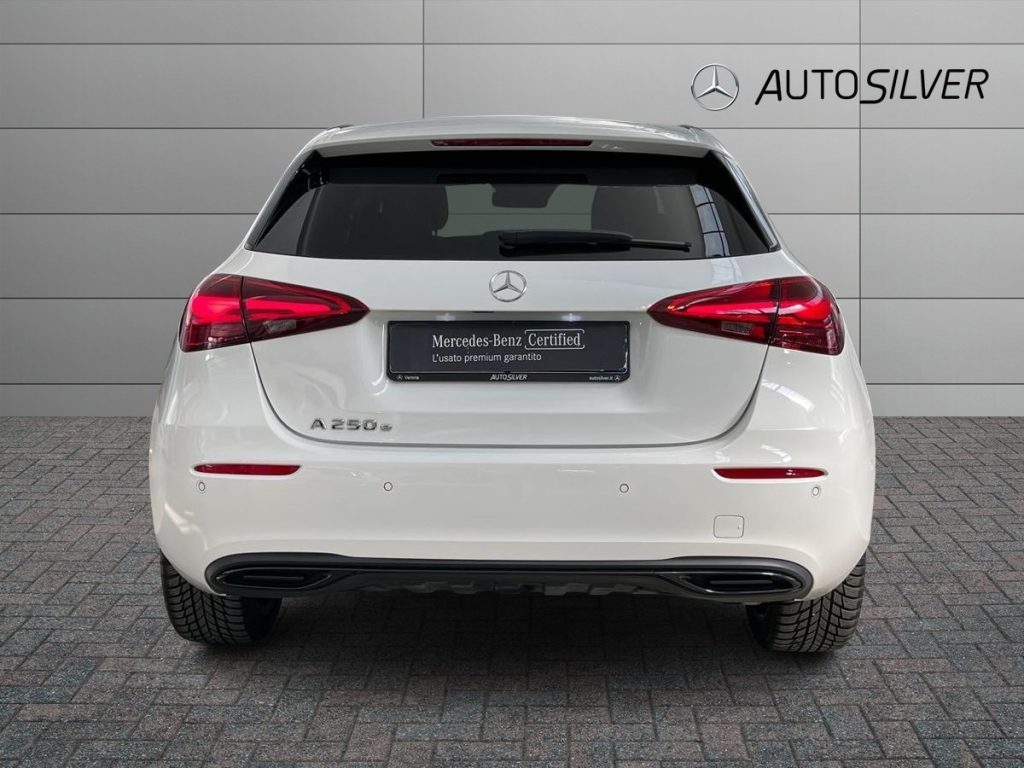 A 250 e phev Progressive Advanced auto - Certified