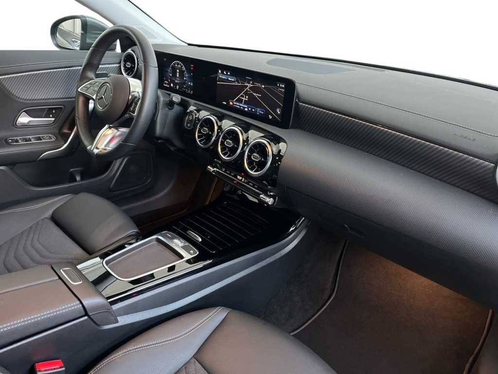 CLA Shooting Brake 180 d Progressive Advanced auto - Certified