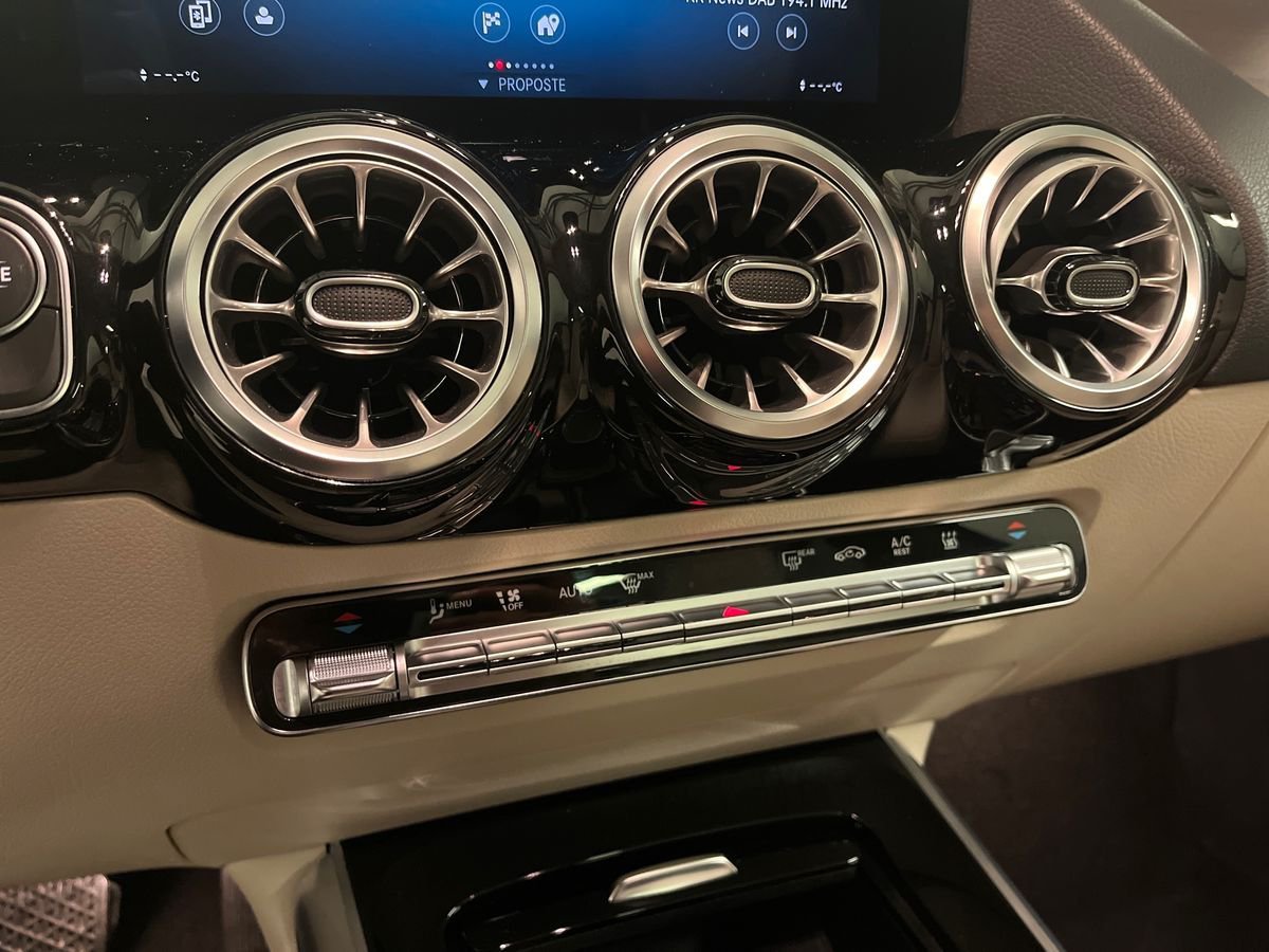 GLA 250 e phev (eq-power) Sport Plus auto - Certified