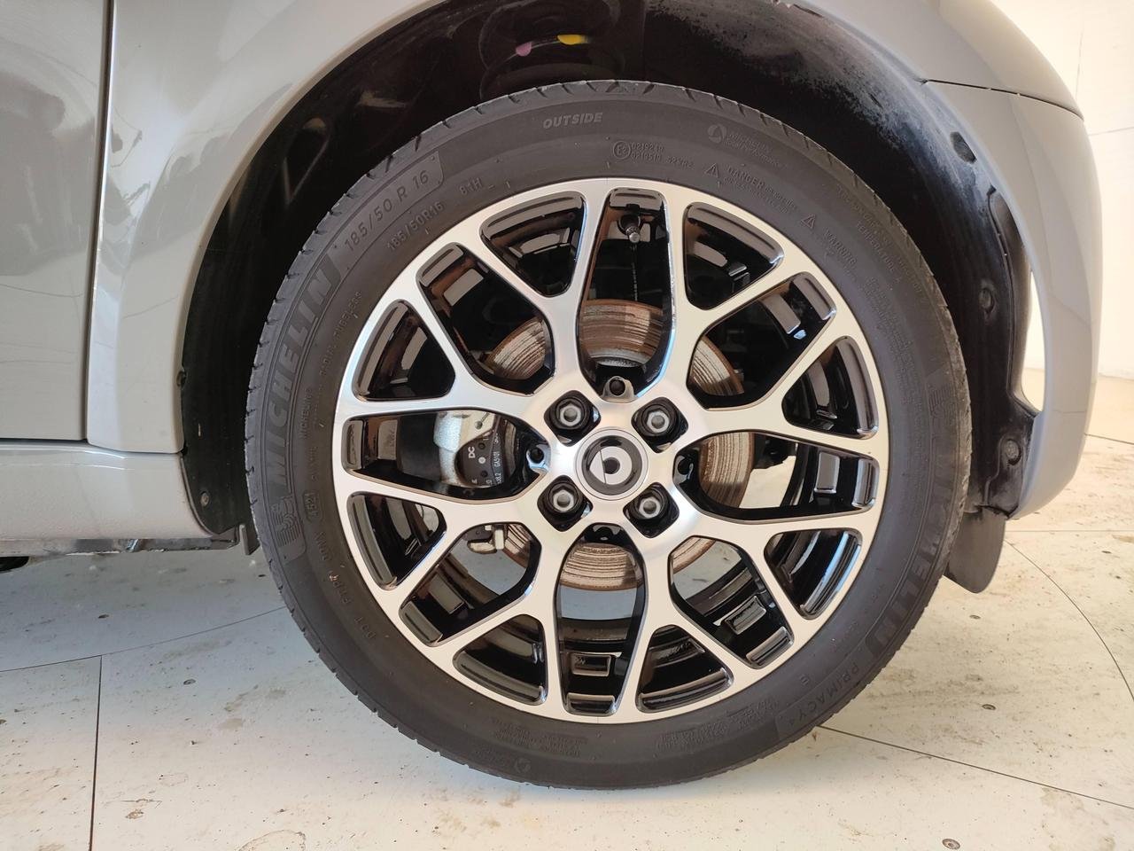 Fortwo eq racingrey 22kW - Certified