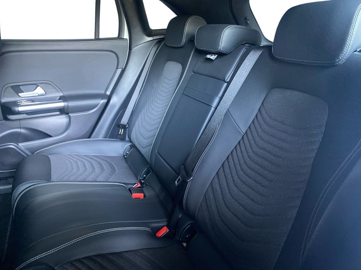 EQA 350 Sport 4matic - Certified