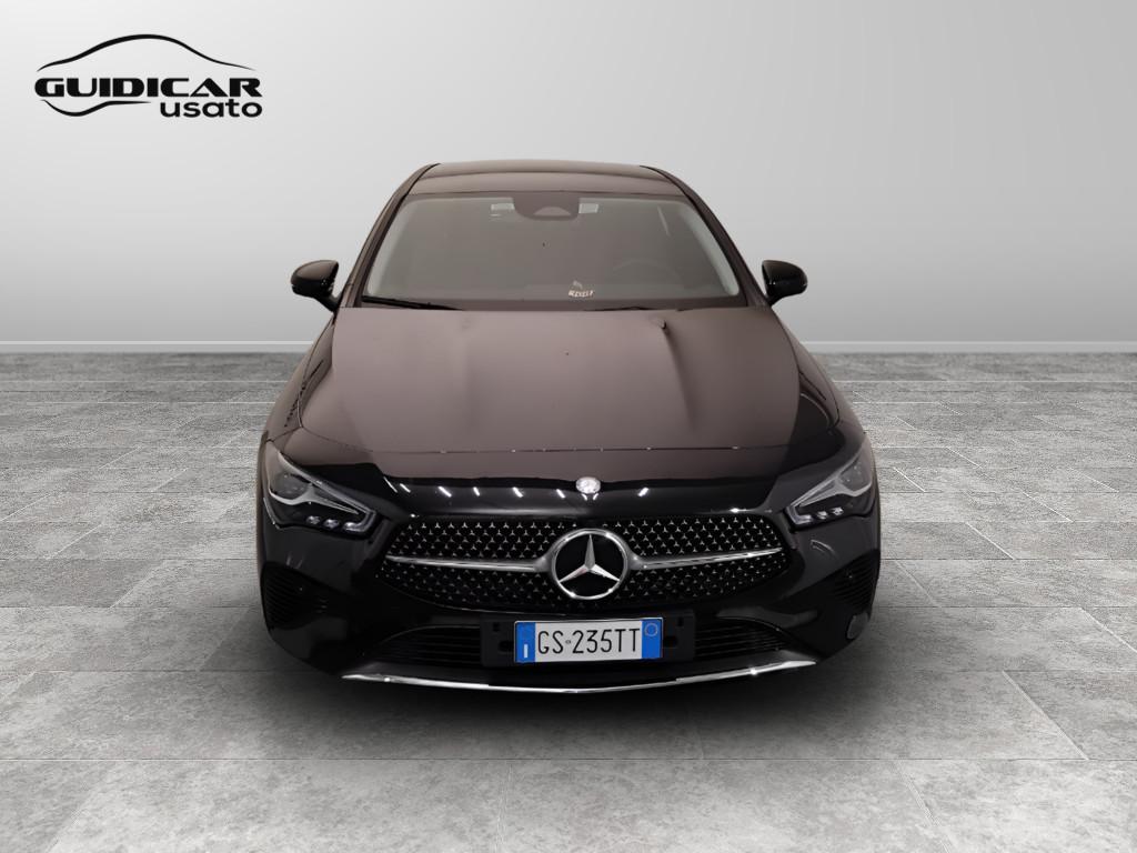 CLA Shooting Brake 180 d Progressive Advanced auto - Certified