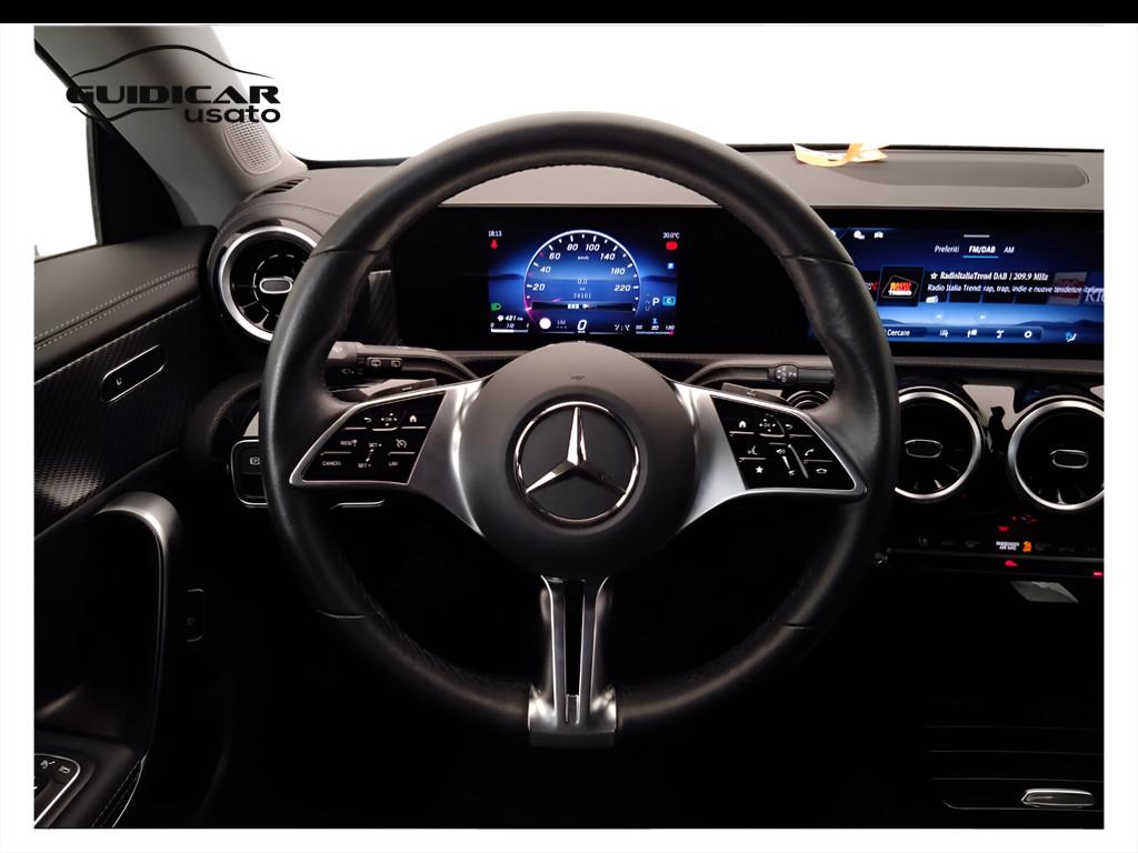 CLA Shooting Brake 180 d Progressive Advanced auto - Certified