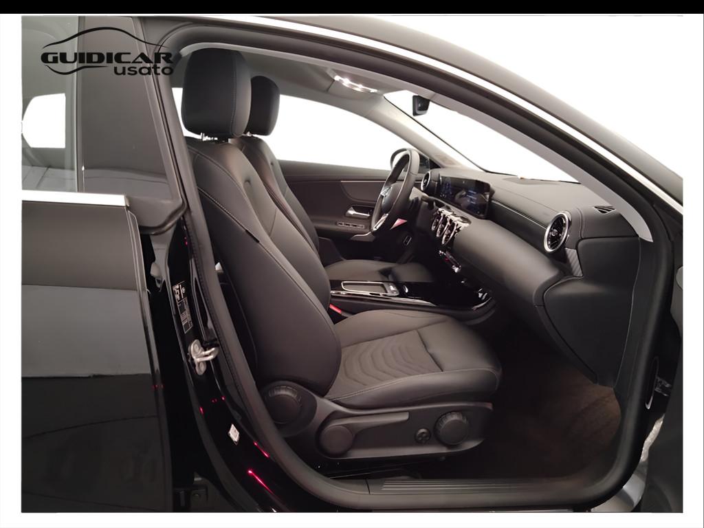 CLA Shooting Brake 180 d Progressive Advanced auto - Certified