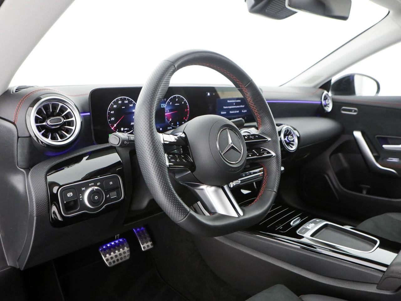 CLA Shooting Brake 200 d AMG Line Advanced Plus au - Certified
