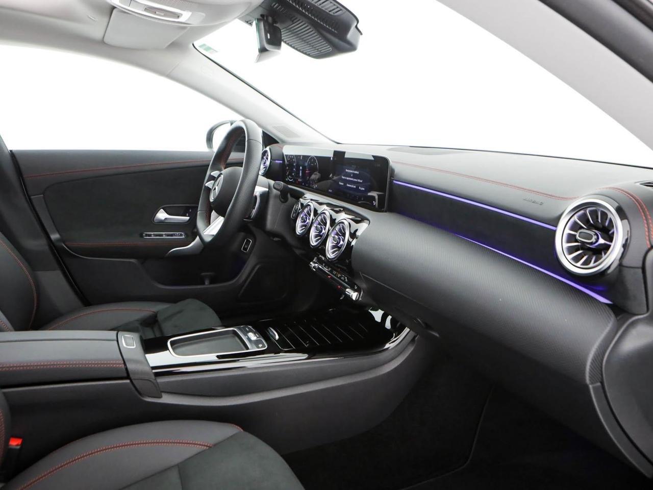 CLA Shooting Brake 200 d AMG Line Advanced Plus au - Certified