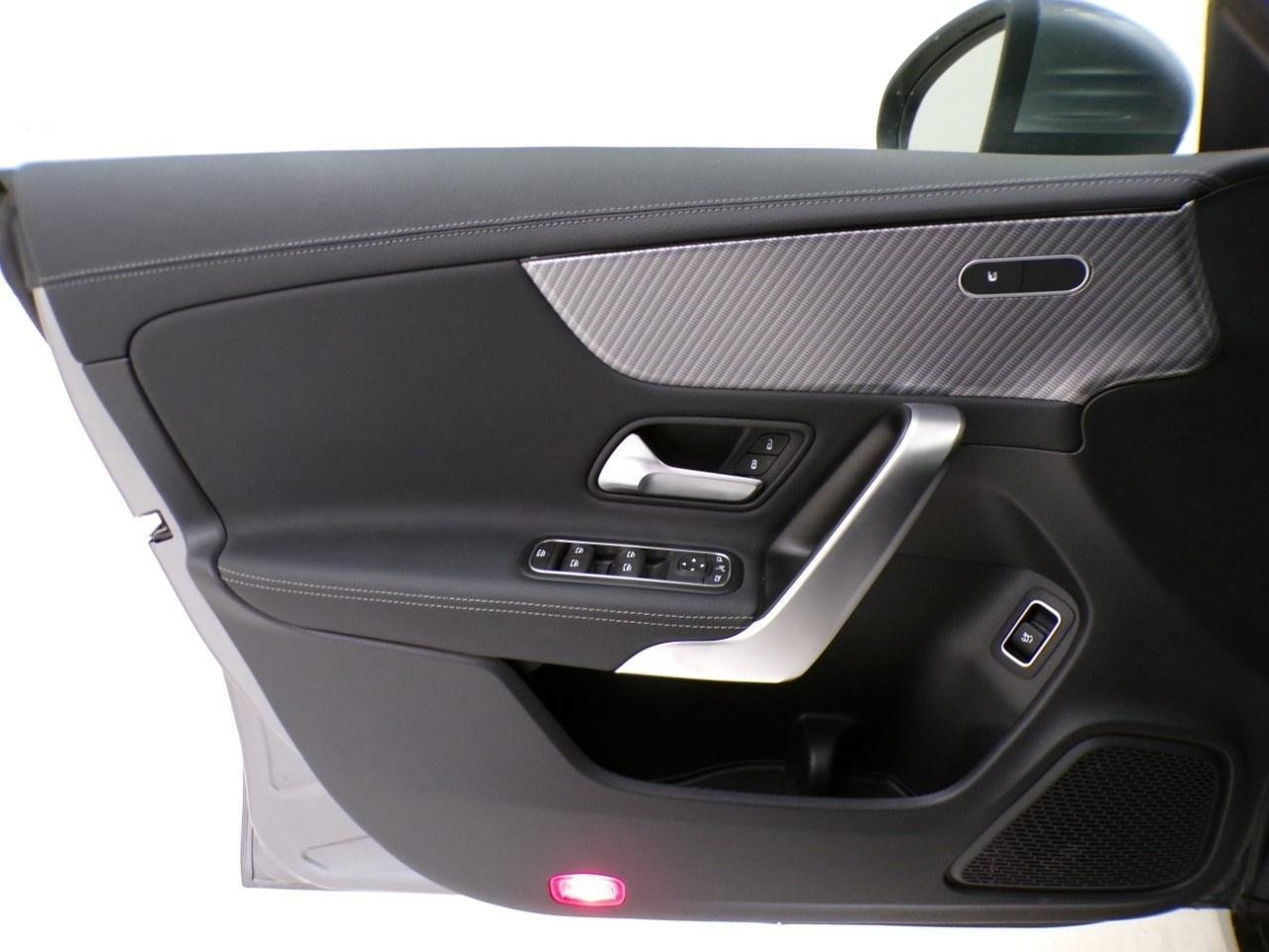 CLA Shooting Brake 180 d Progressive Advanced auto - Certified