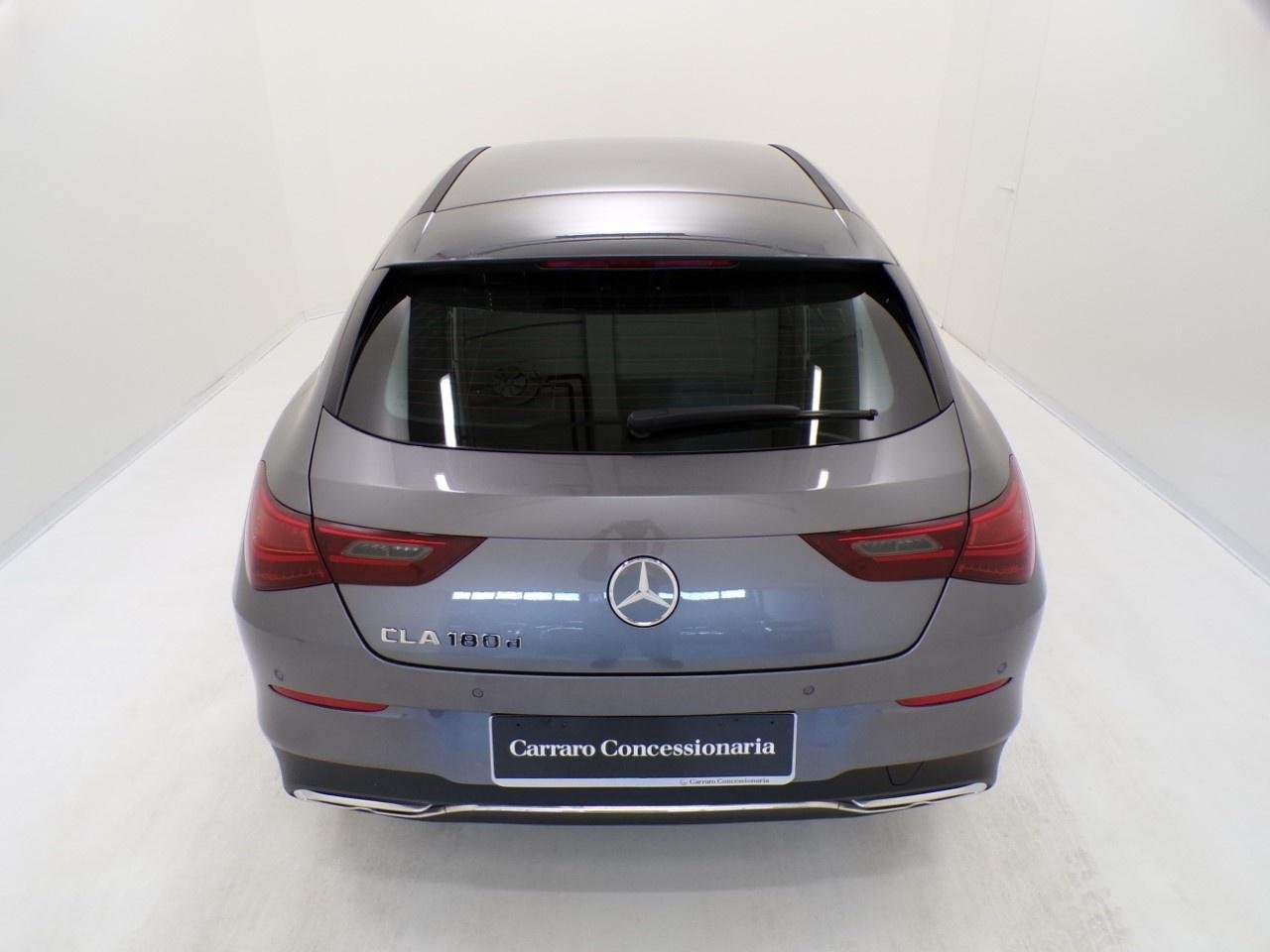 CLA Shooting Brake 180 d Progressive Advanced auto - Certified