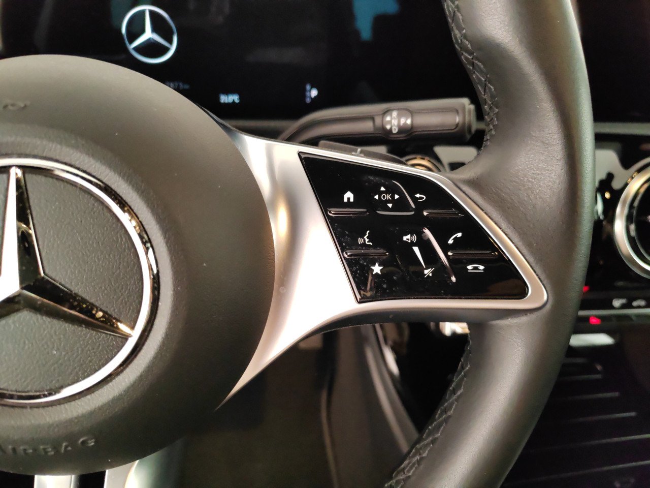 A 250 e phev Progressive Advanced auto - Certified
