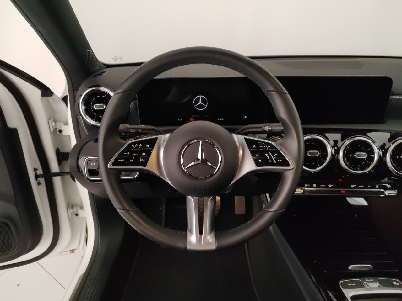 A 250 e phev Progressive Advanced auto - Certified