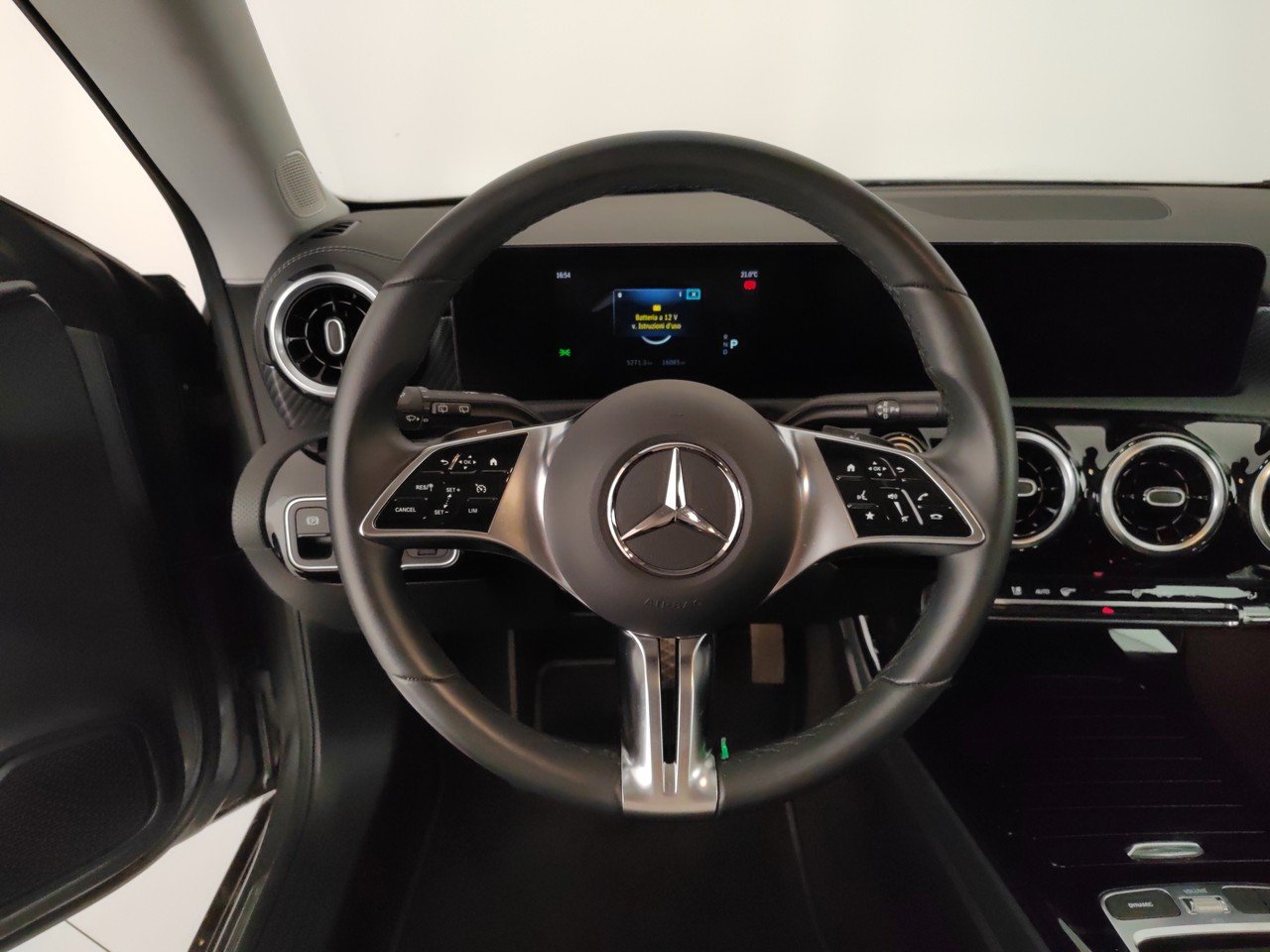 CLA Shooting Brake 180 d Progressive Advanced auto - Certified