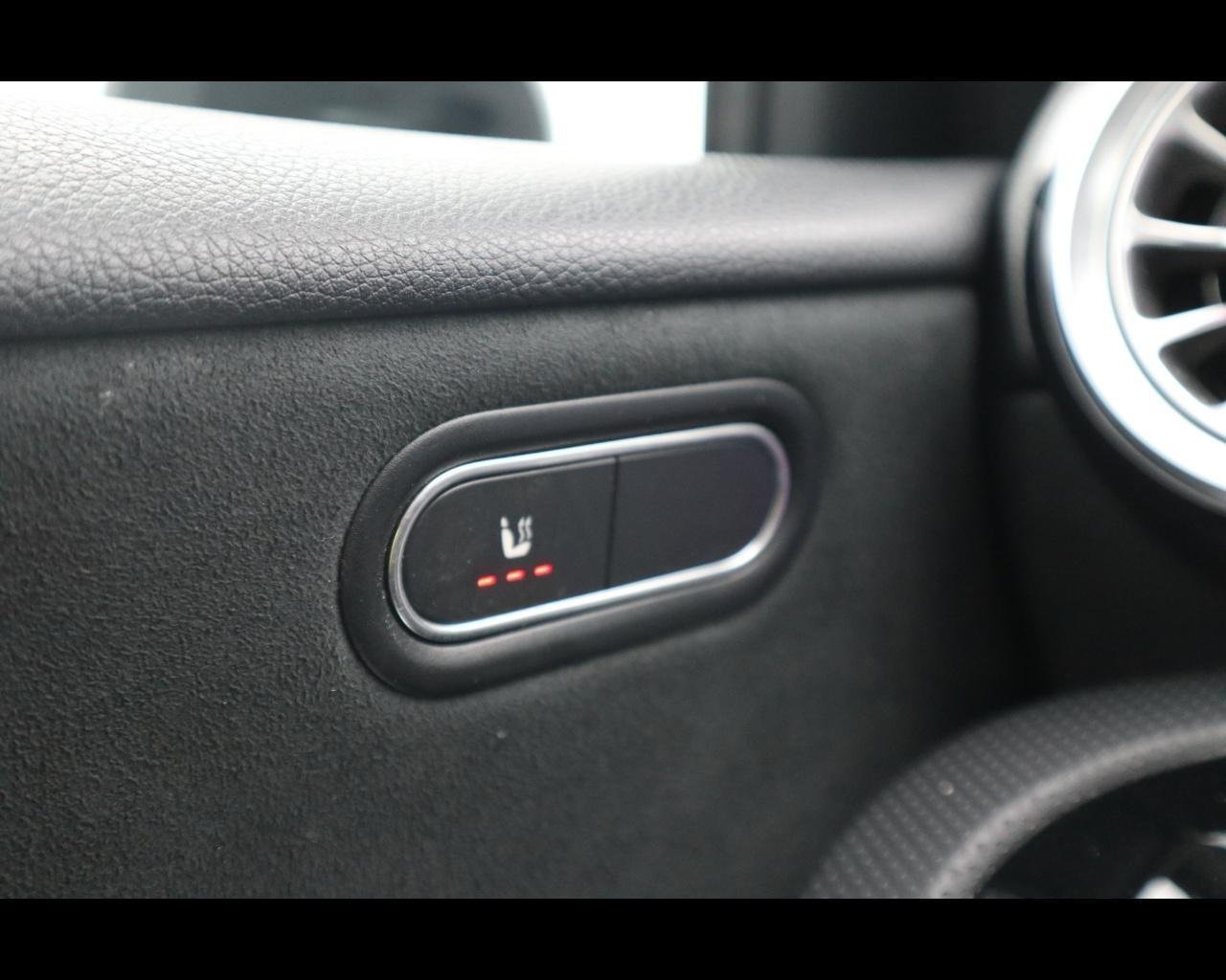 A 250 e phev (eq-power) Premium auto - Certified