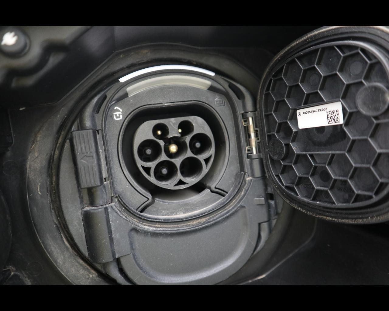 A 250 e phev (eq-power) Premium auto - Certified