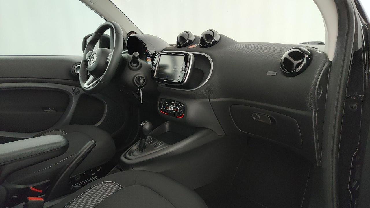 Fortwo Cabrio eq Passion 4,6kW - Certified
