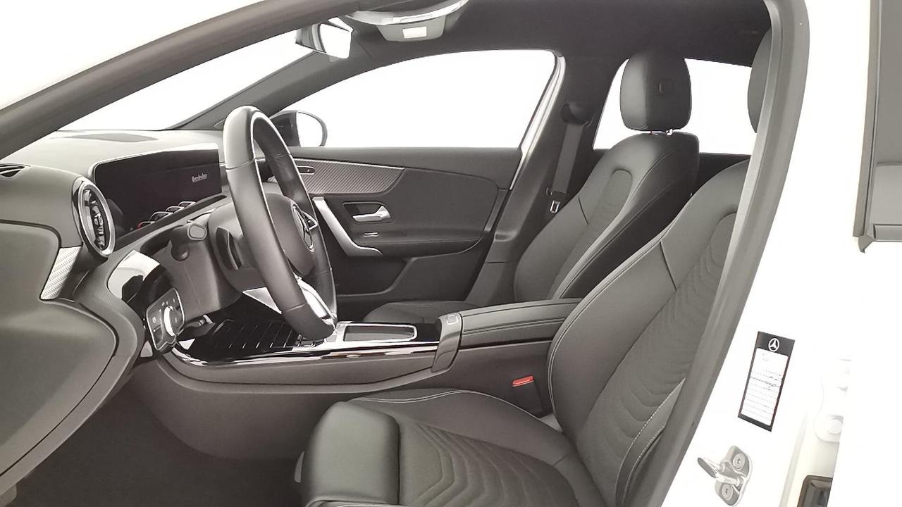 A 250 e phev Progressive Advanced auto - Certified
