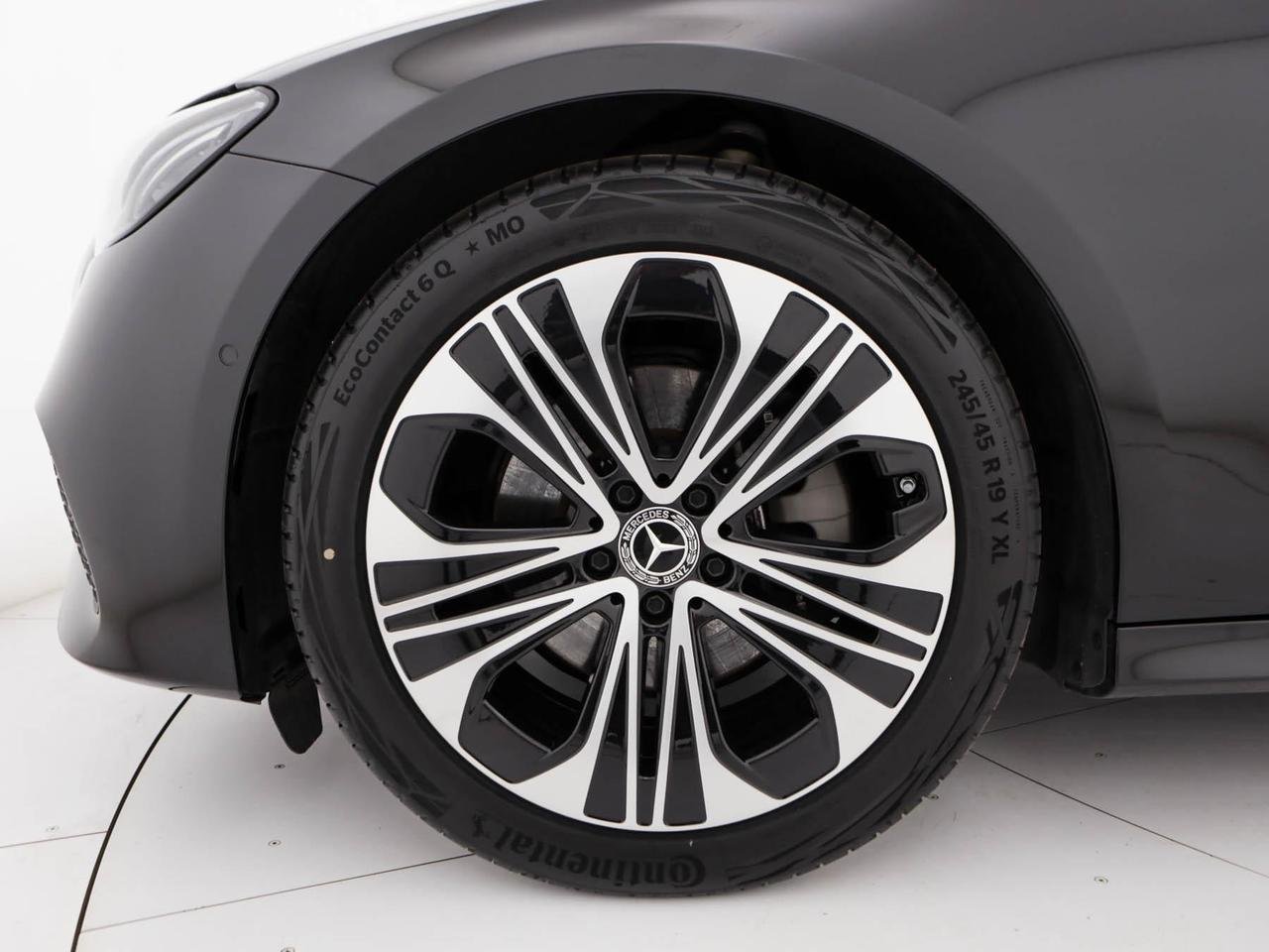 E SW 220 d Advanced auto - Certified