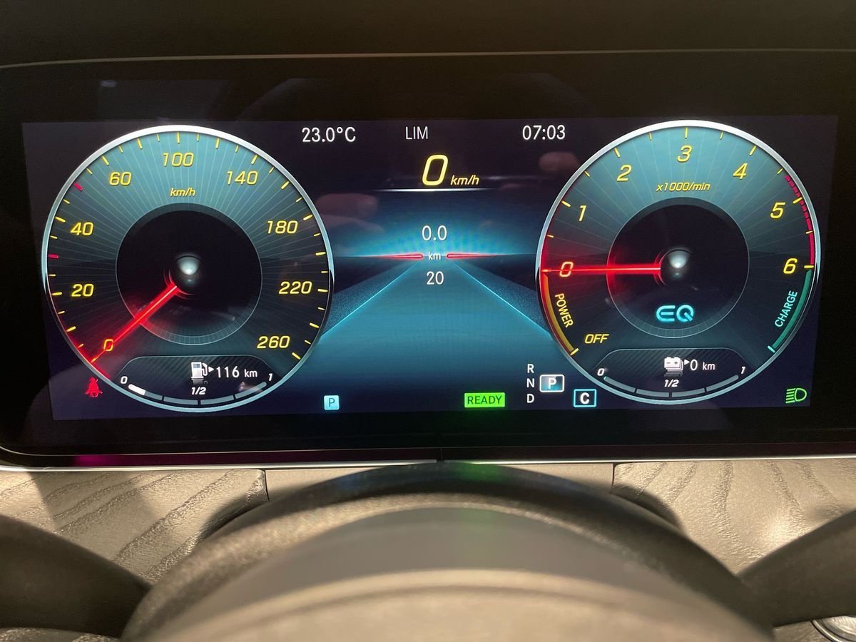 E SW 300 de phev (eq-power) Premium Plus 4matic au - Certified