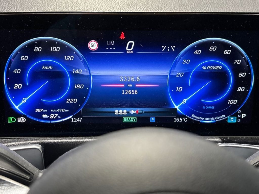EQB 300 AMG Line Advanced 4matic - Certified