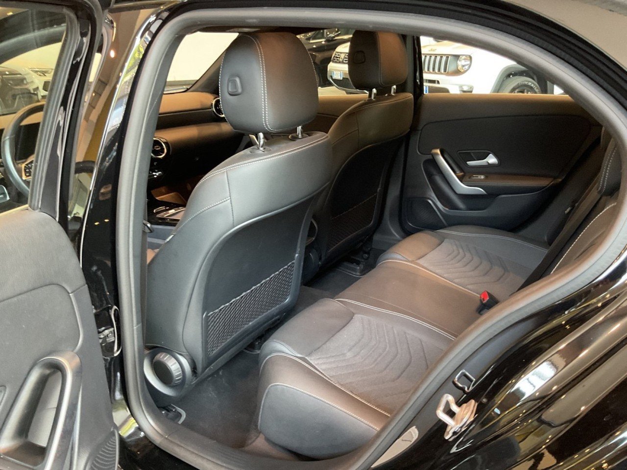 A 250 e phev Progressive Advanced auto - Certified