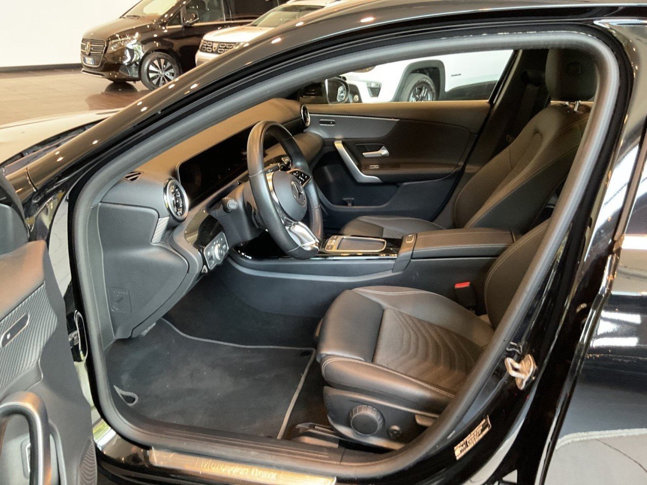 A 250 e phev Progressive Advanced auto - Certified