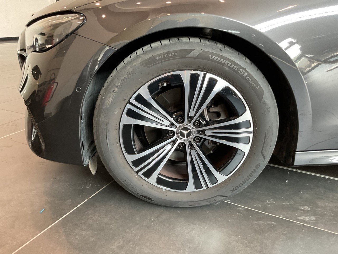 E SW 220 d Advanced auto - Certified