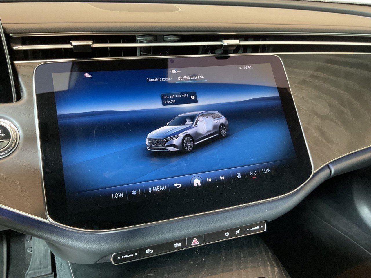 E SW 220 d Advanced auto - Certified