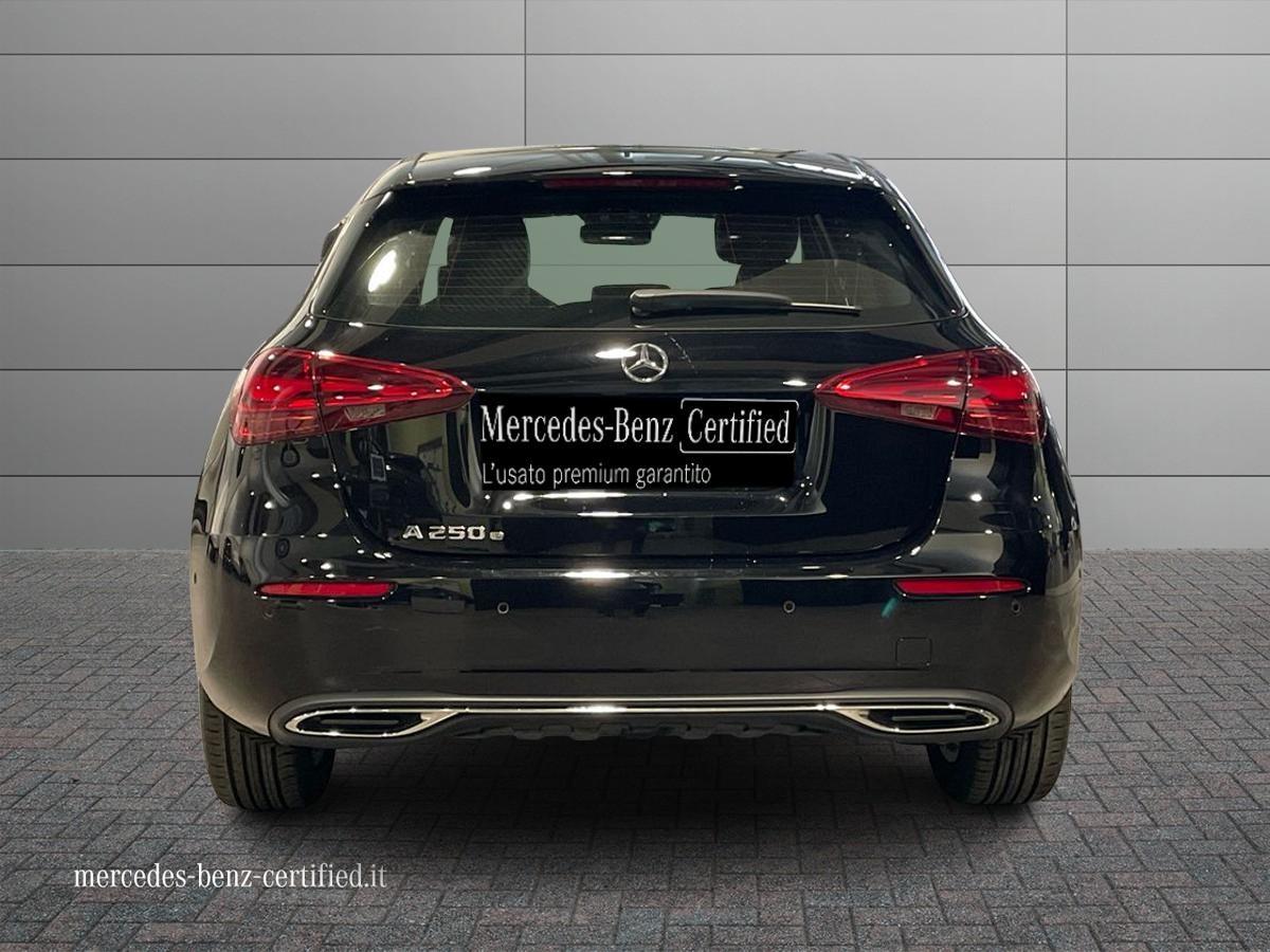 A 250 e phev Progressive Advanced auto - Certified