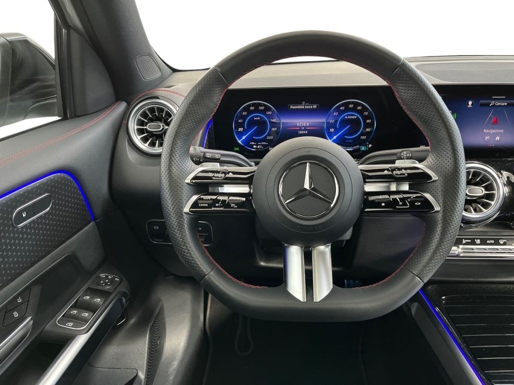 EQB 250+ AMG Line Advanced Plus - Certified