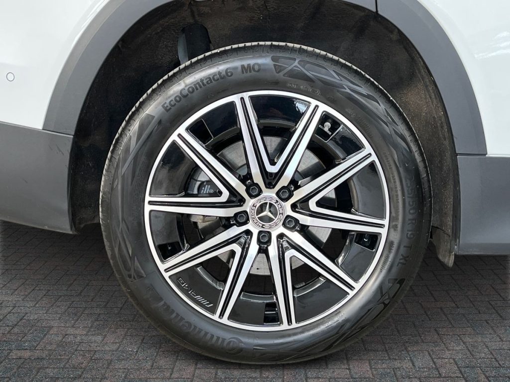 EQB 250+ AMG Line Advanced Plus - Certified
