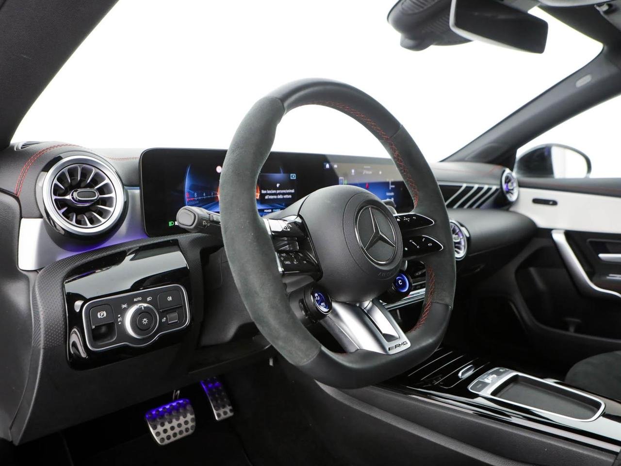CLA Shooting Brake AMG 35 AMG Line Premium 4matic - Certified
